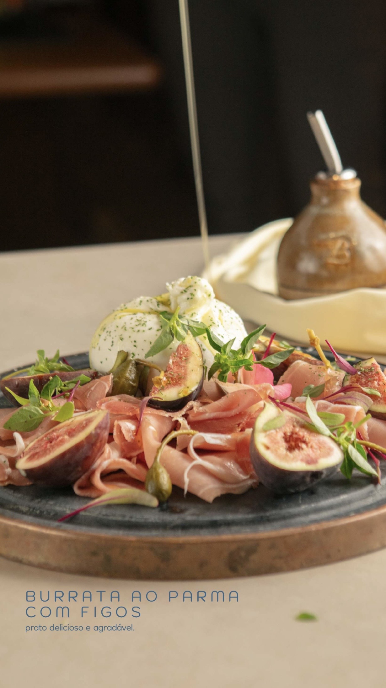 Burrata ao parma com figos